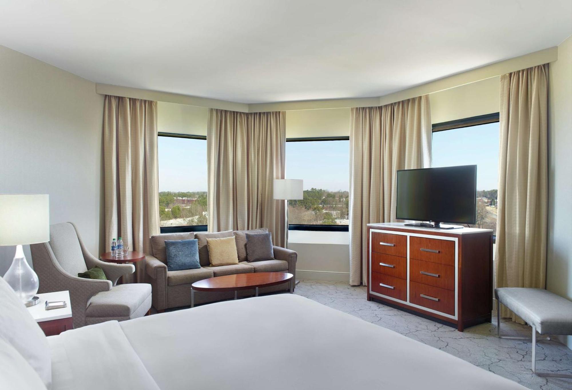 Executive Junior King Suite - Non-Smoking,1705754489:JPEG